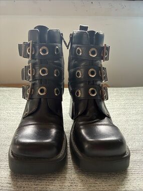 Size 6.5 women’s Harley Davidson riding boots